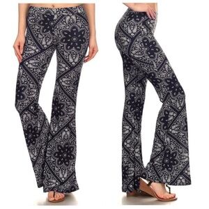 5X NWT Shosho Small Navy Paisley Bell Bottoms
